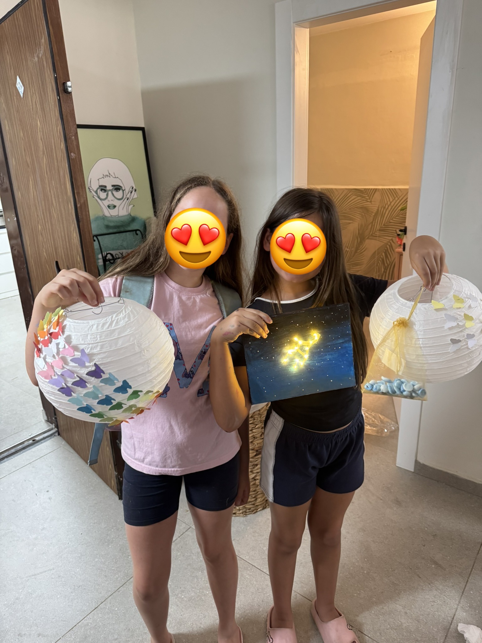 פעילות יצירה בקייטנת פסח של ArtyParty